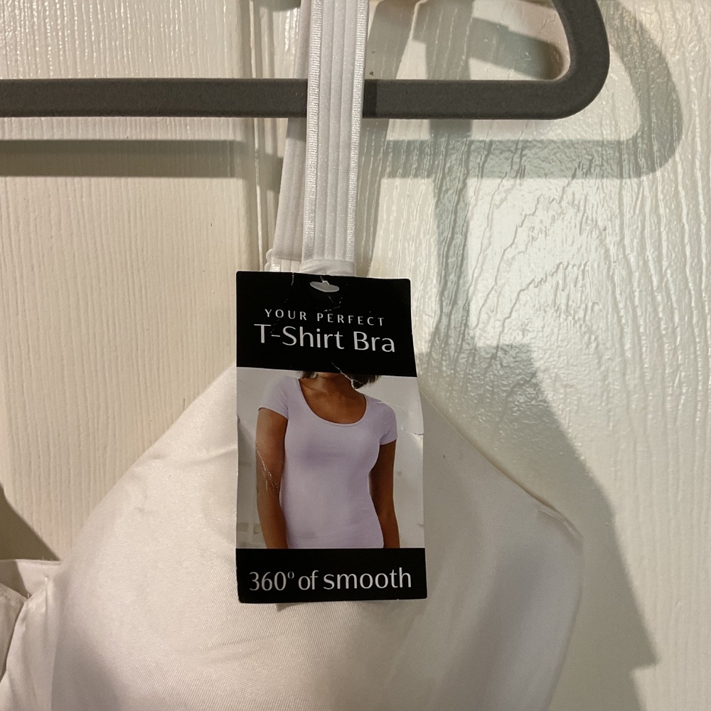 NWT Bali White All Around Smoothing Underwire Bra 42DD - Picture 2 of 4